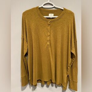 Medium Aerie Golden Ribbed Henley Top